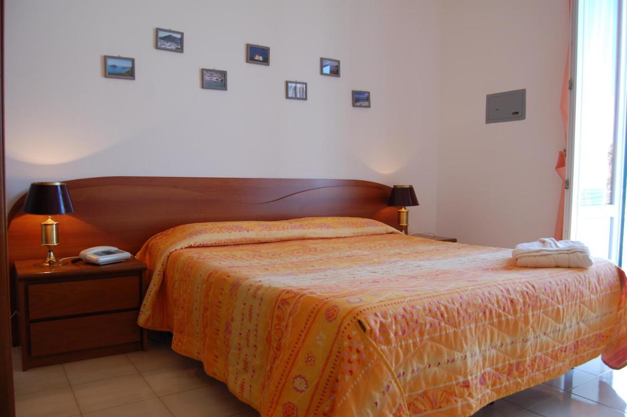 Hotel Terme Rosaleo Casamicciola Terme ห้อง รูปภาพ