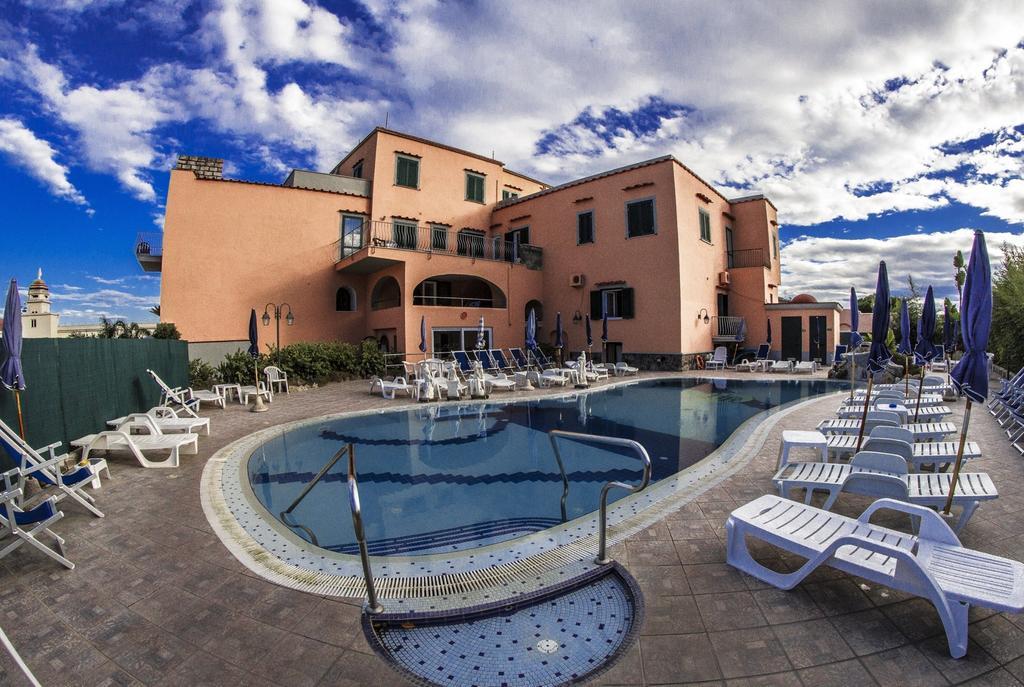 Hotel Terme Rosaleo Casamicciola Terme ภายนอก รูปภาพ